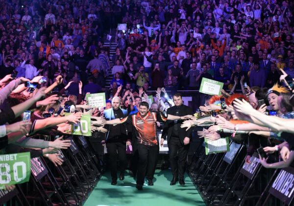 Electric atmosphere at the PDC Premier League 