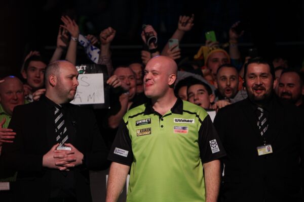 van Gerwen fires a warning to his rivals,