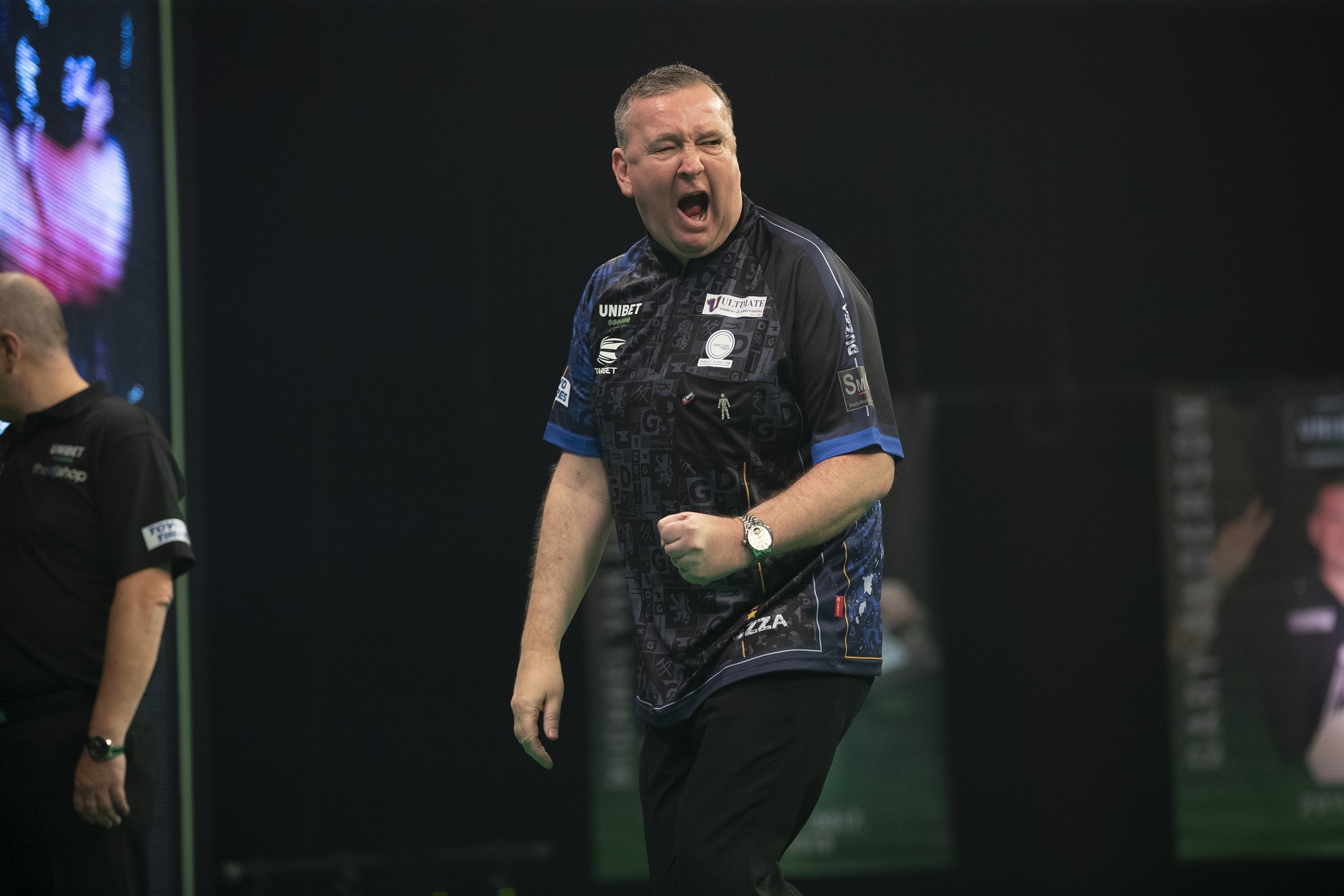 Duzza beats van Gerwen on night eight of Premier League