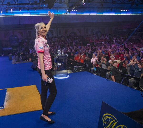 Fallon Sherrock To Handle The Pressure