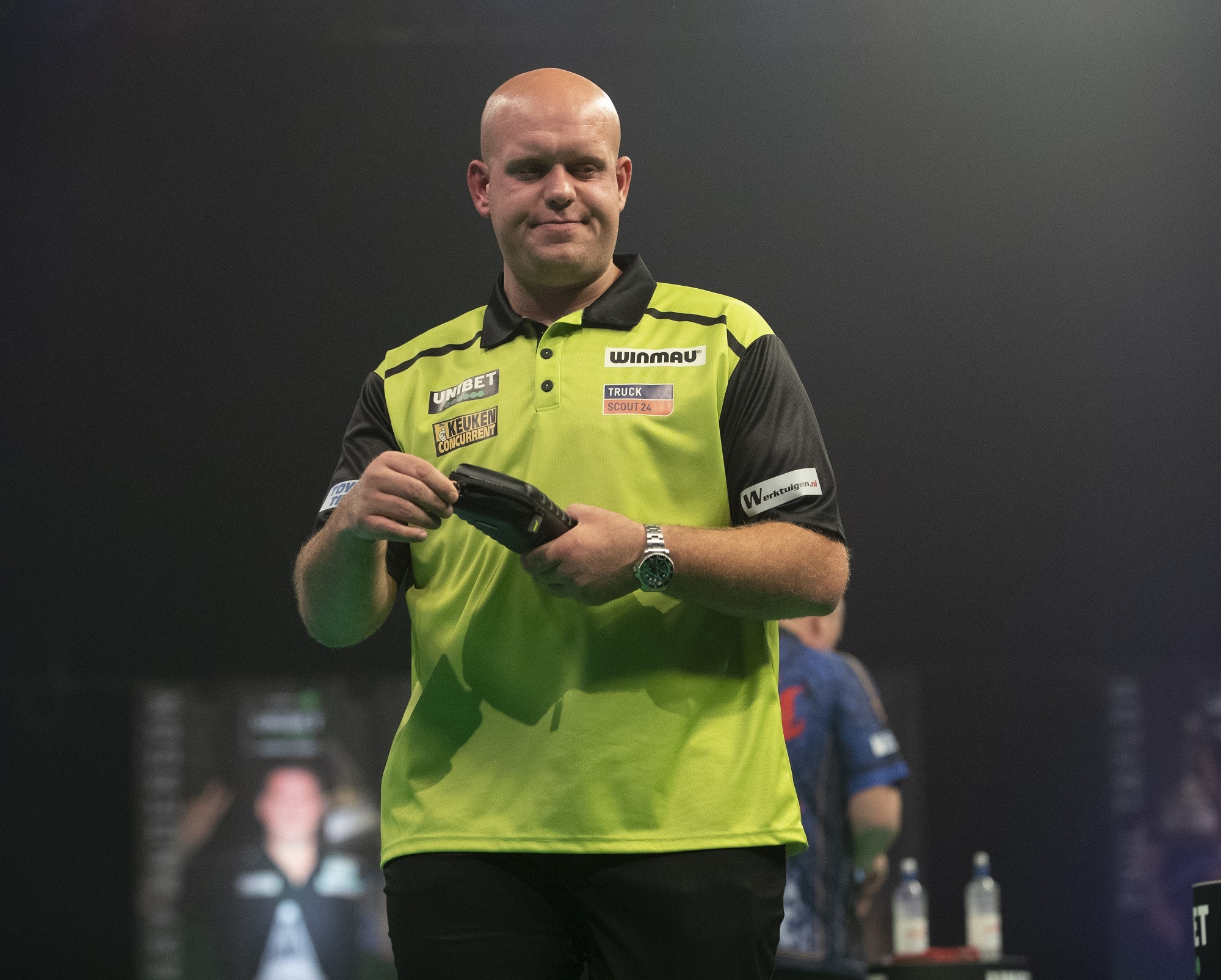 Night 16 Michael van Gerwen crashes out of the PDC Premier League.