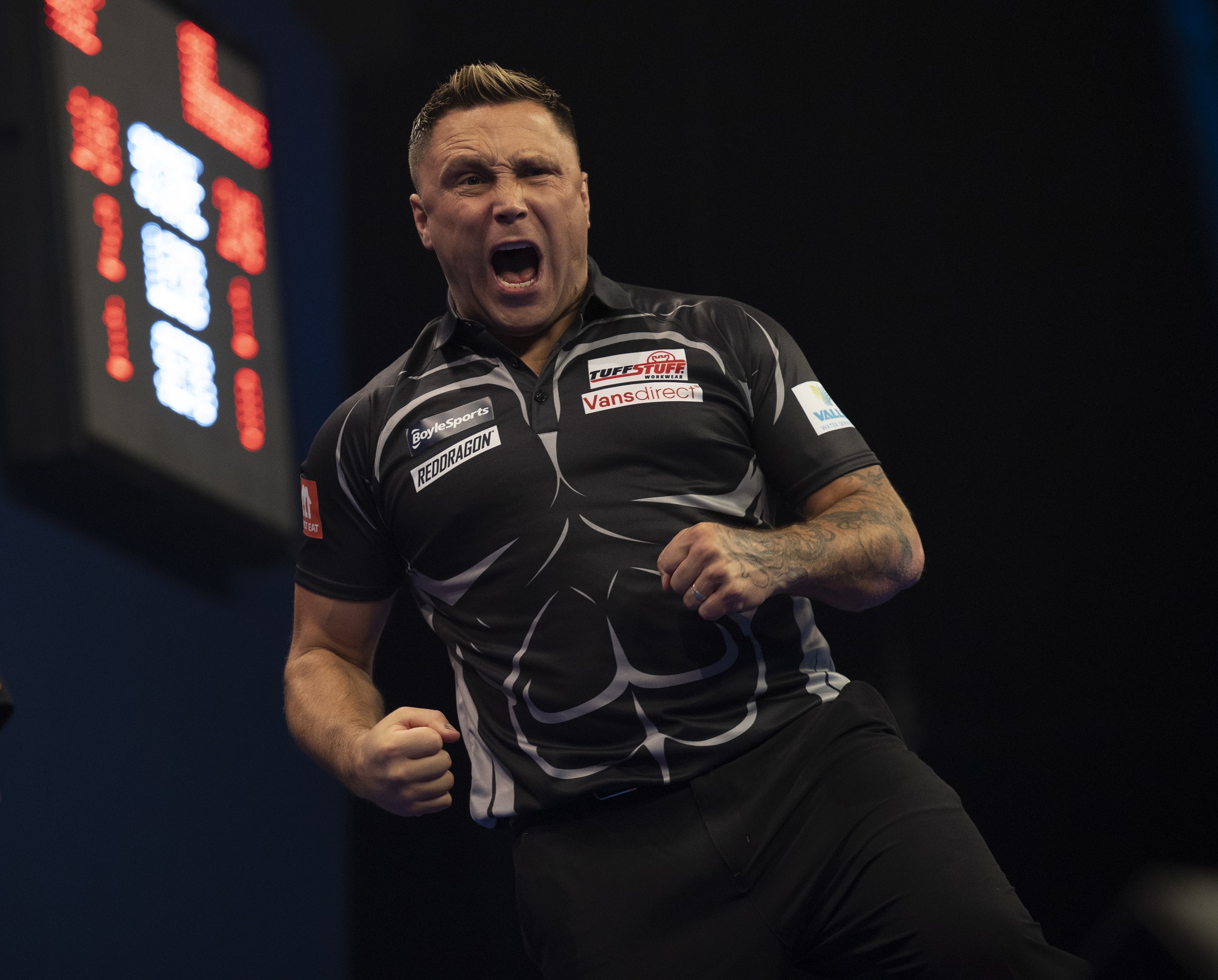 Price powers through on night four of World Grand Prix