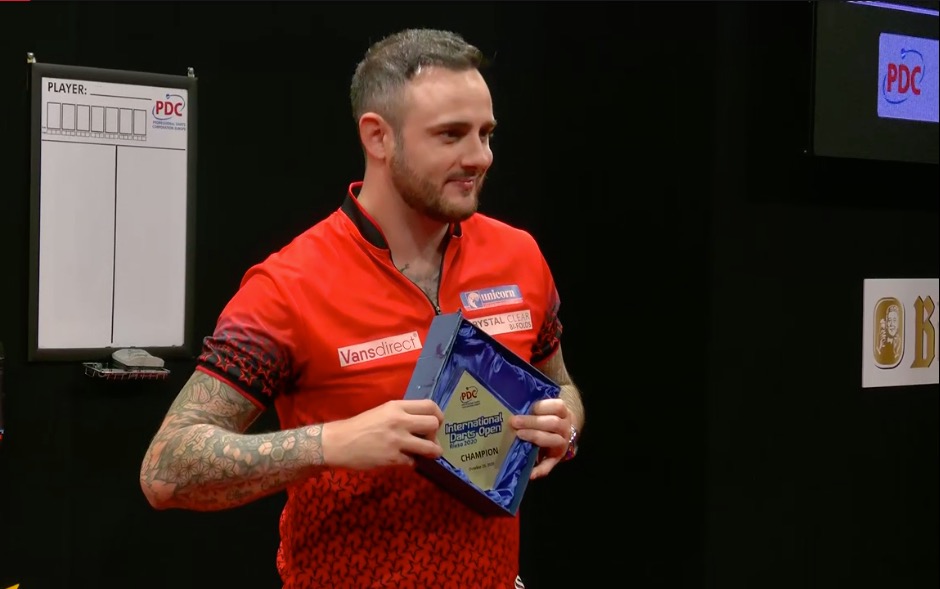 Cullen wins on final day of International Darts Open