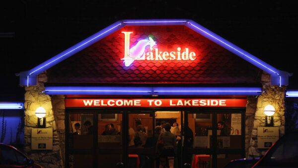 Darts returns to Lakeside 