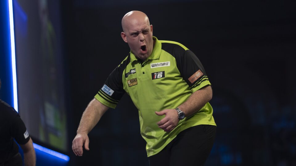 Van Gerwen through as Labanauskas hits nine darter on day four of World Darts Championship