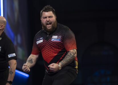 Michael Smith wins Players Championship 15