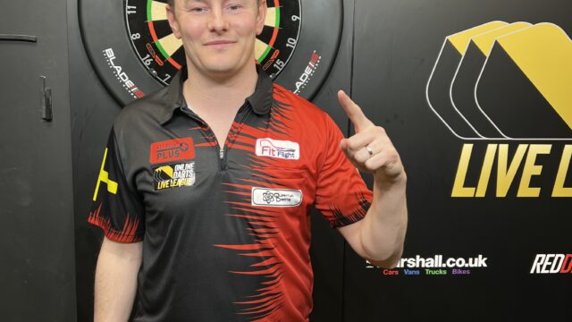 Gillet wins week 2 of the Online Darts Live League