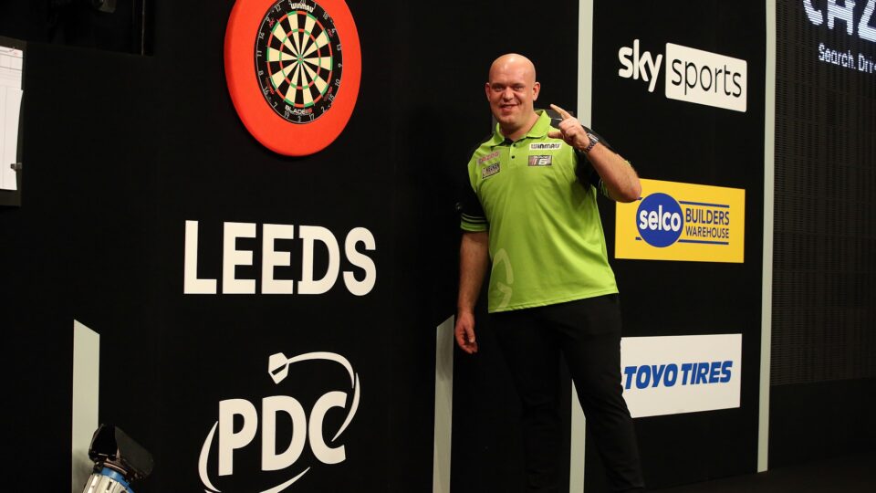 Van Gerwen seals third Premier League night victory