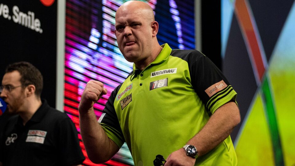Van Gerwen denies Wright to win his second Pro Tour title in a week