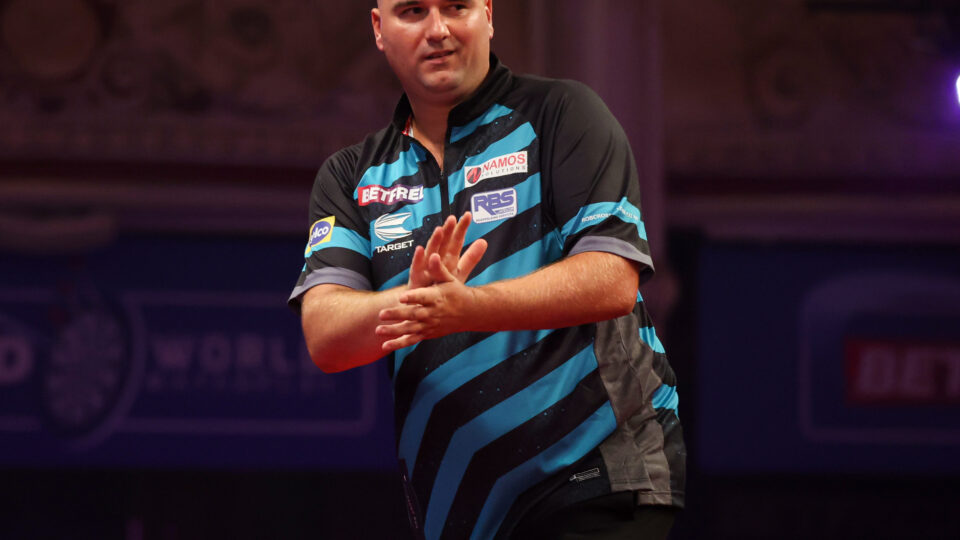 World Matchplay Day Three – Comeback Cross Heats Up Blackpool