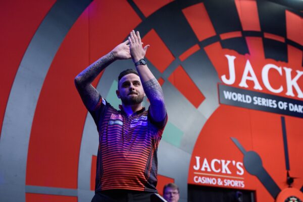 Joe Cullen on the crowd involvement during his match with Dave Chisnall
