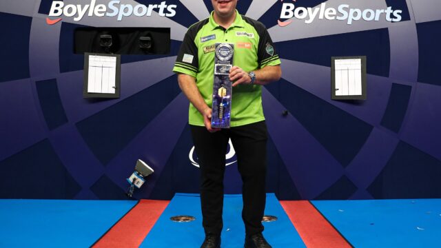 Van Gerwen fights off comeback to win 6th World Grand Prix Title