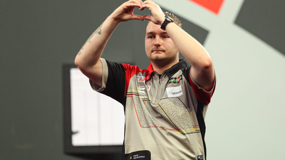 Aspinall, Clemens and Van den Bergh secure wins on first day in Riesa. ET3 Day 1 Recap