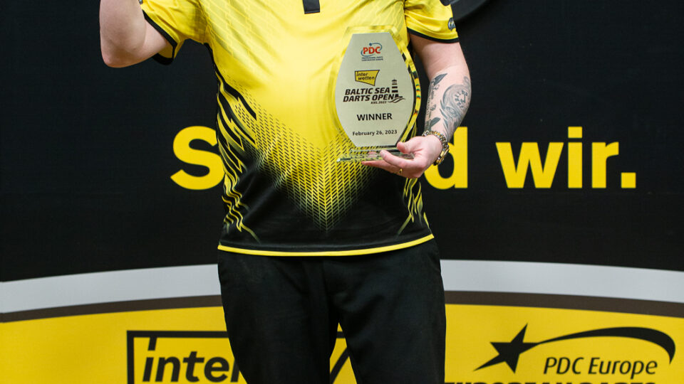 Chisnall claims Euro Tour One title in Kiel