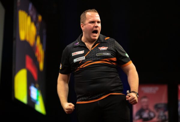 Van Duijvenbode closing in on the top ten after winning Players Championship 10