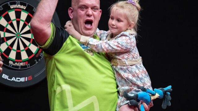 Van Gerwen and van Duijvenbode lead the charge at the Dutch Darts Championship 