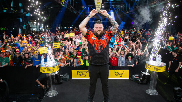 Sensational Smith wins the German Darts Grand Prix