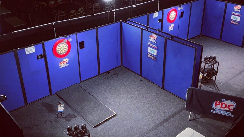 Van Gerwen, Anderson and Smith all miss Players Championships 17-18 – Entries Confirmed 