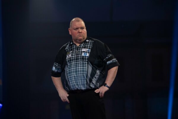 Henderson to make his World Seniors Darts TV debut at the Matchplay.