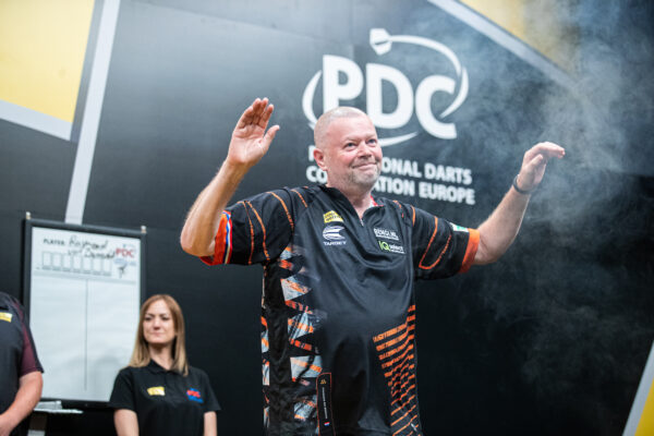 Van Barneveld seals Winter Gardens return on day one of the European Darts Matchplay 