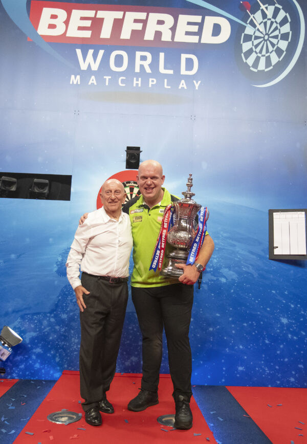 Betfred to support Macmillan Cancer again for the 2023 World Matchplay Betfred to support Macmillan Cancer again for the 2023 World Matchplay