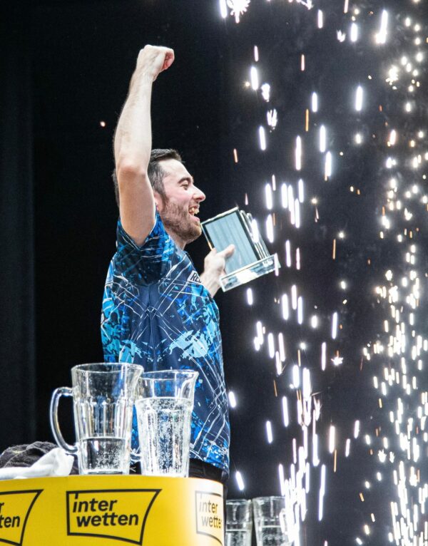 Humphries defends the European Darts Matchplay 