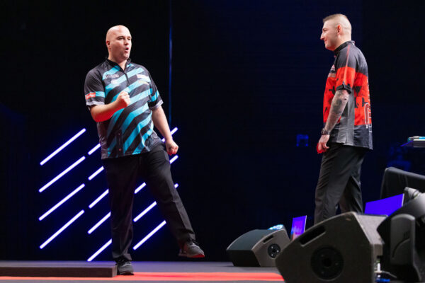Glory for Cross at the New Zealand Darts Masters 
