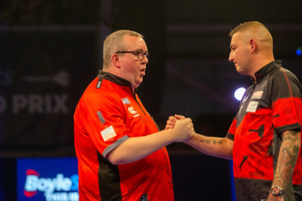 Aspinall and Cross crash out as Anderson shines on night one of the World Grand Prix 