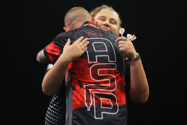 Brilliant Buntz stuns Peter Wright on the opening day of the Grand SlamΒ Brilliant Buntz stuns Peter Wright on the opening day of the Grand SlamΒ