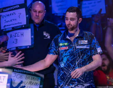 Luke Humphries walks on at the PaddyPower PDC World Darts Championship. Credit: PDC