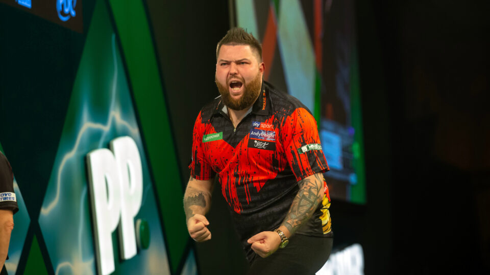 Smith’s defence is still on course as van Gerwen and Littler ease through