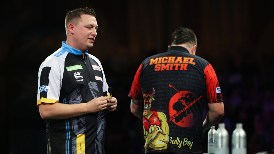 Dobey ends Smith’s reign as champion and MvG hammers Bunting 