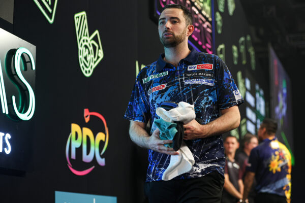 Anderson and Littler shine as Humphries is stunned on the opening day of the Grand Slam Anderson and Littler shine as Humphries is stunned on the opening day of the Grand Slam