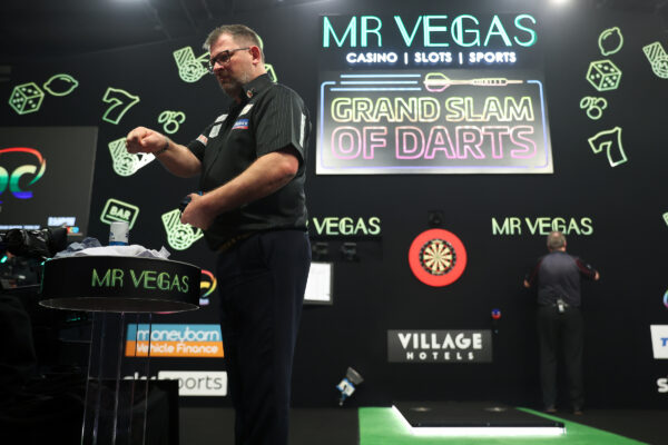 James Wade digs at Wayne Mardle after ending Humphries Grand Slam reign "Apparently it was all my luck and nothing to do with ability"