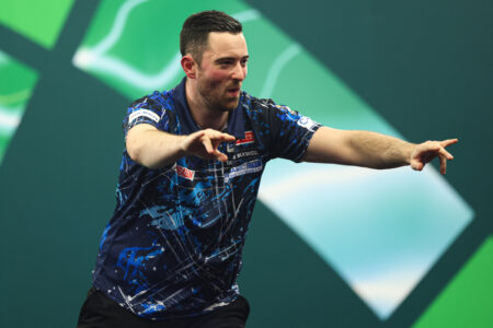 Luke Humphries on the Paddy Power World Darts Championship stage.