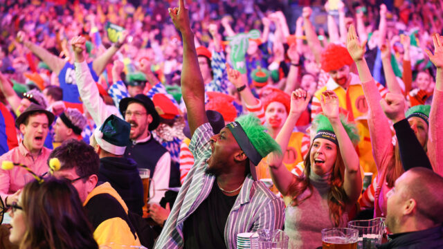 2025 Paddy Power World Darts Championship: Quarter Final Preview
