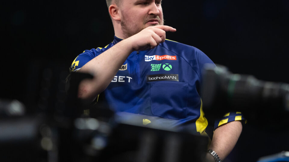 Luke Littler criticises whistling crowd in Glasgow