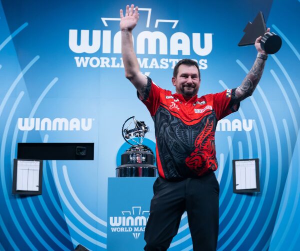 Winmau World Masters Glory for Humphries 