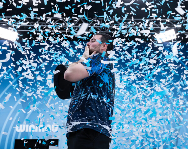 Winmau World Masters Glory for Humphries 