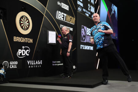 Rob Cross hit a 9 darter in his semi-final clash against Nathan Aspinall