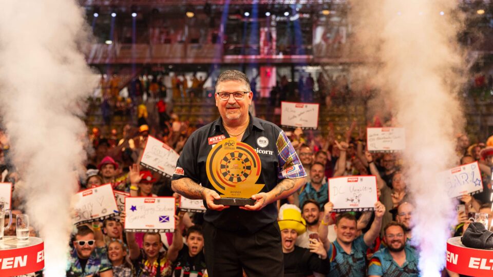 European Tour Glory as Anderson defends his European Darts Grand Prix title.