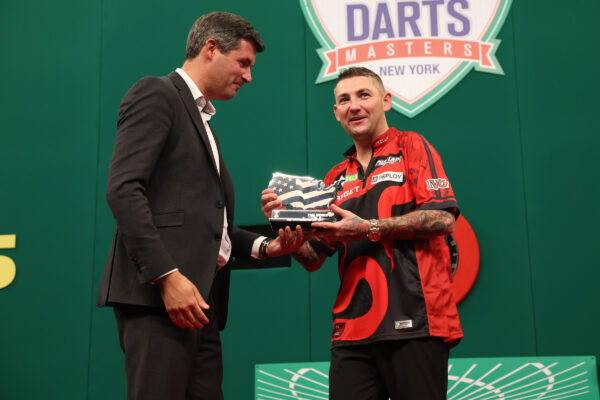 Humphries Clinches US Darts Masters Title in Front of Record Crowd at Madison Square Garden