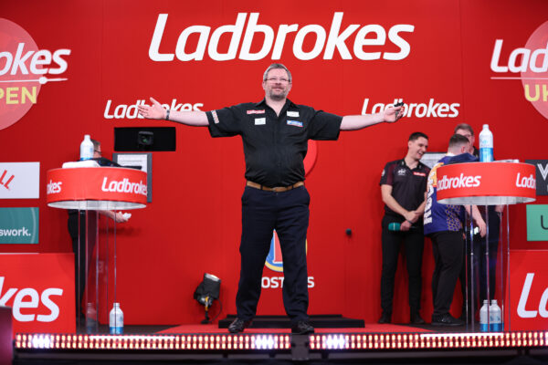Wonderful James Wade kicks 2026 off with first title of the new year 