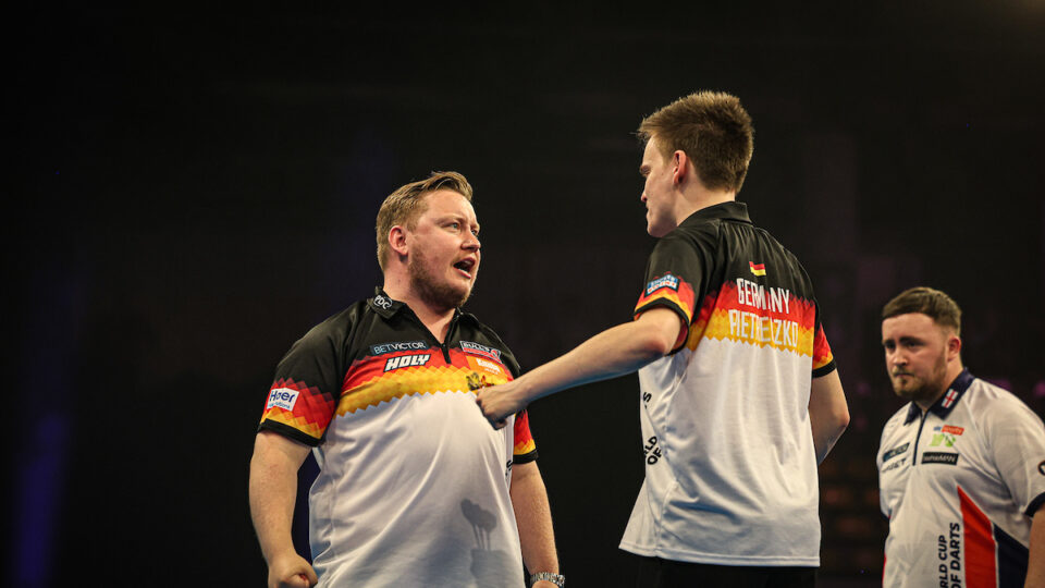 Germany Dump Out England Dream Team as World Cup of Darts Heats Up in Frankfurt