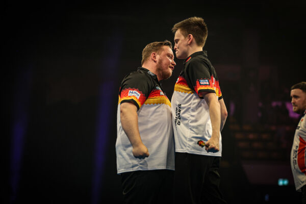 Germany Dump Out England Dream Team as World Cup of Darts Heats Up in Frankfurt