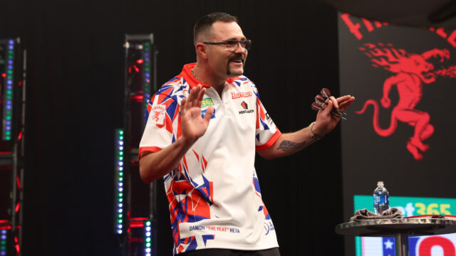 Heta dumps out Van Gerwen at Winmau World Masters