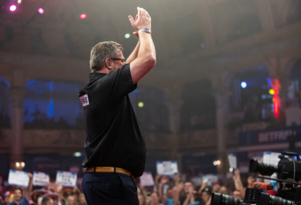 Littler Lands Nine-Darter to Set Up Blockbuster World Matchplay Final with Wade