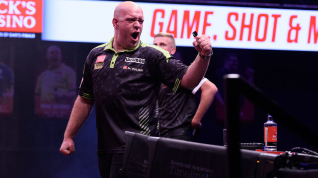 Van Gerwen Wins a Thriller to Set Up Clash With Cross at World Series Finals