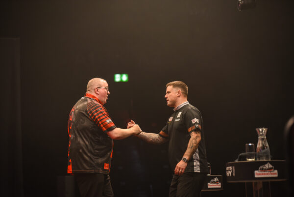 Bunting Secures Swiss Darts Trophy Title with Dominant Final Display