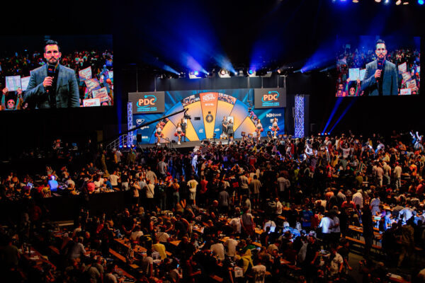 Aspinall to Face Humphries as Springer Stuns Van Veen on an opening day of upsets in Hungary 
